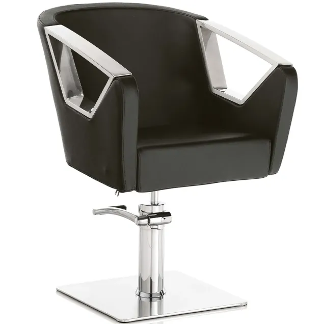 4 Postazioni da Lavoro Parrucchieri con 4 Poltrone Offerta Complete Hair Astra XANITALIA