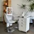 Ambientazione Tavolo Manicure con Aspiratore
