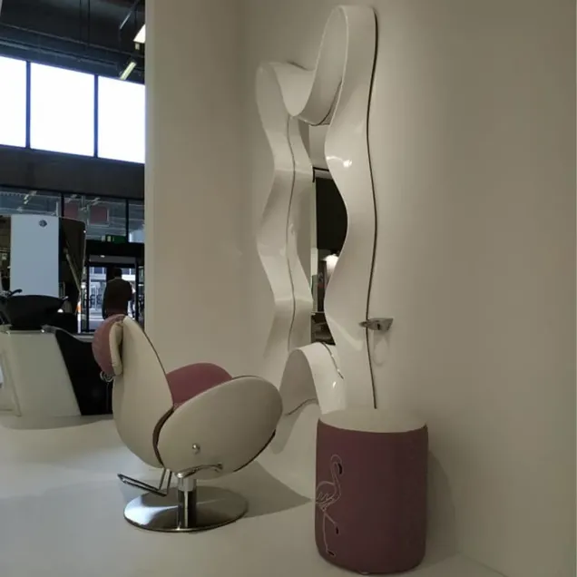 specchio postazione parrucchiere