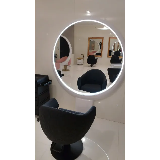 specchio per parrucchiere