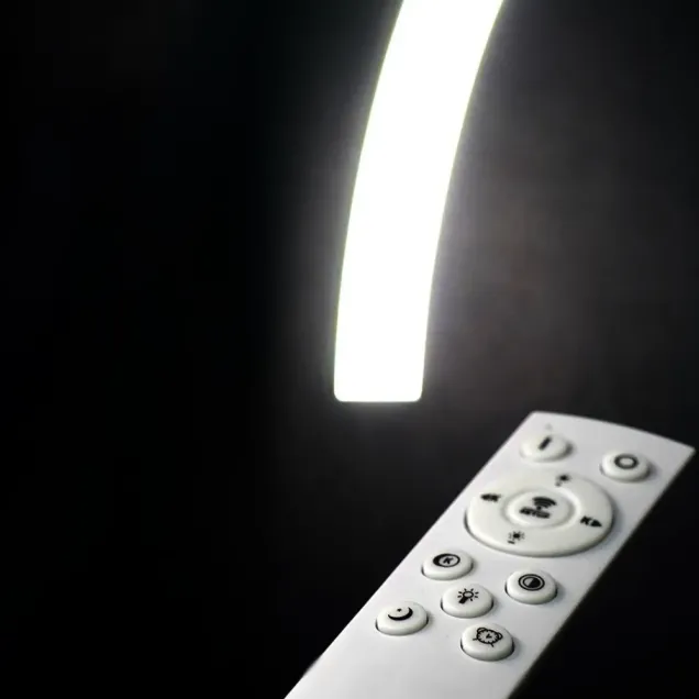 lampada con luce regolabile