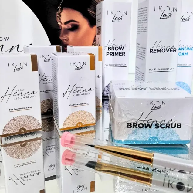 Tatuaggio Henne Sopracciglia