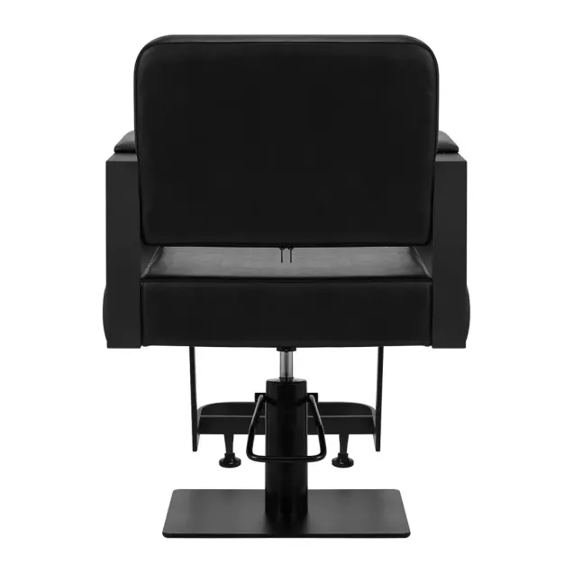 poltrona in ecopelle nera