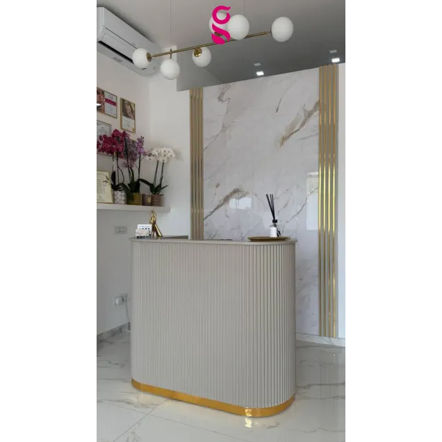 bancone reception per parrucchieri