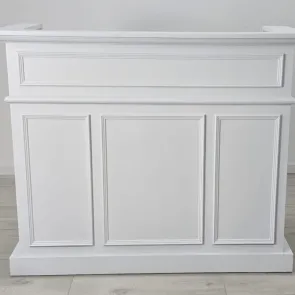 Bancone Reception con Boiserie 2